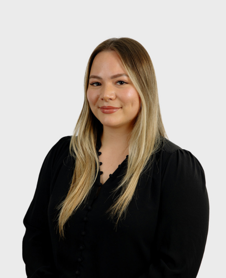 Chloe Humble | AR & B Advisors